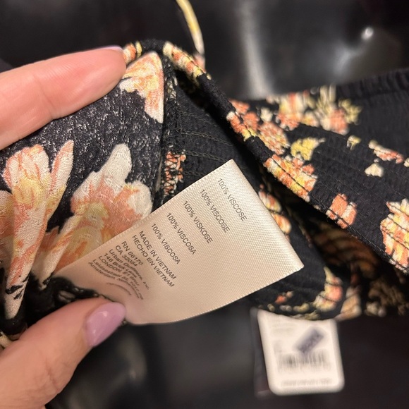 NWT free people Hillary floral blouse with smock detailing - Picture 14 of 14